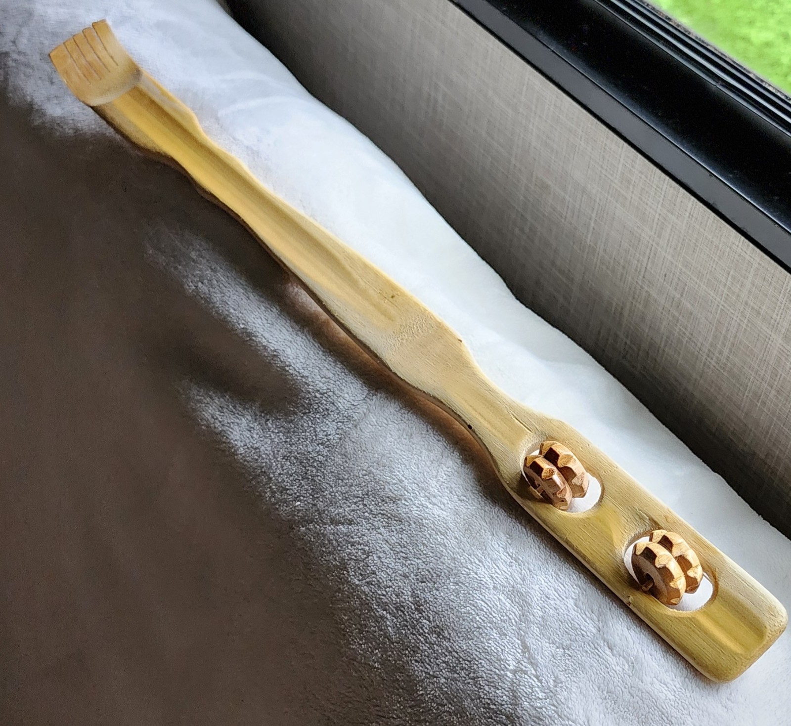 3 pack Bamboo Back Scratcher Massage Rollers Long Reach Therapeutic USA Seller