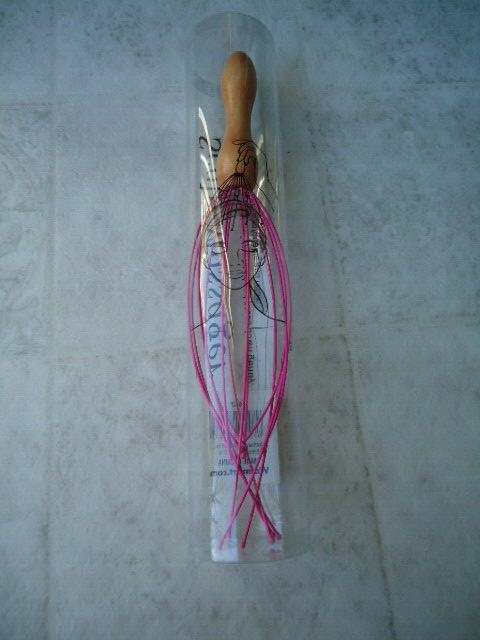 Random Color Spider Head Scalp Massager Metal Tines & Wooden Handle Relax Spa Th