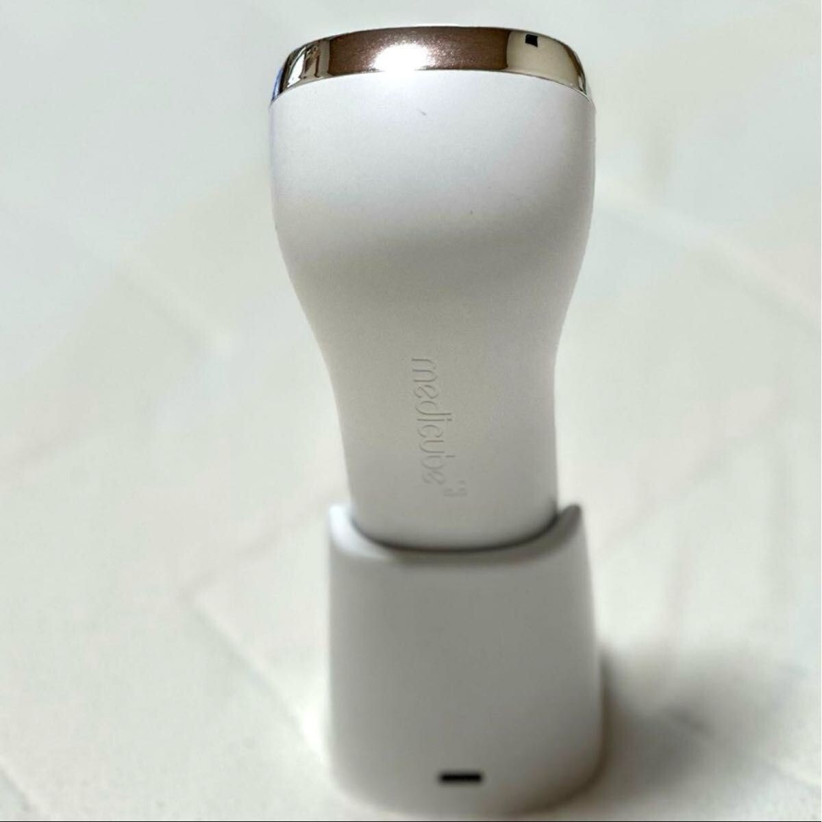 Medicube AGE-R USSERA Deep Shot ME-USSERA-01 Home Skin Care Beauty Device Tested