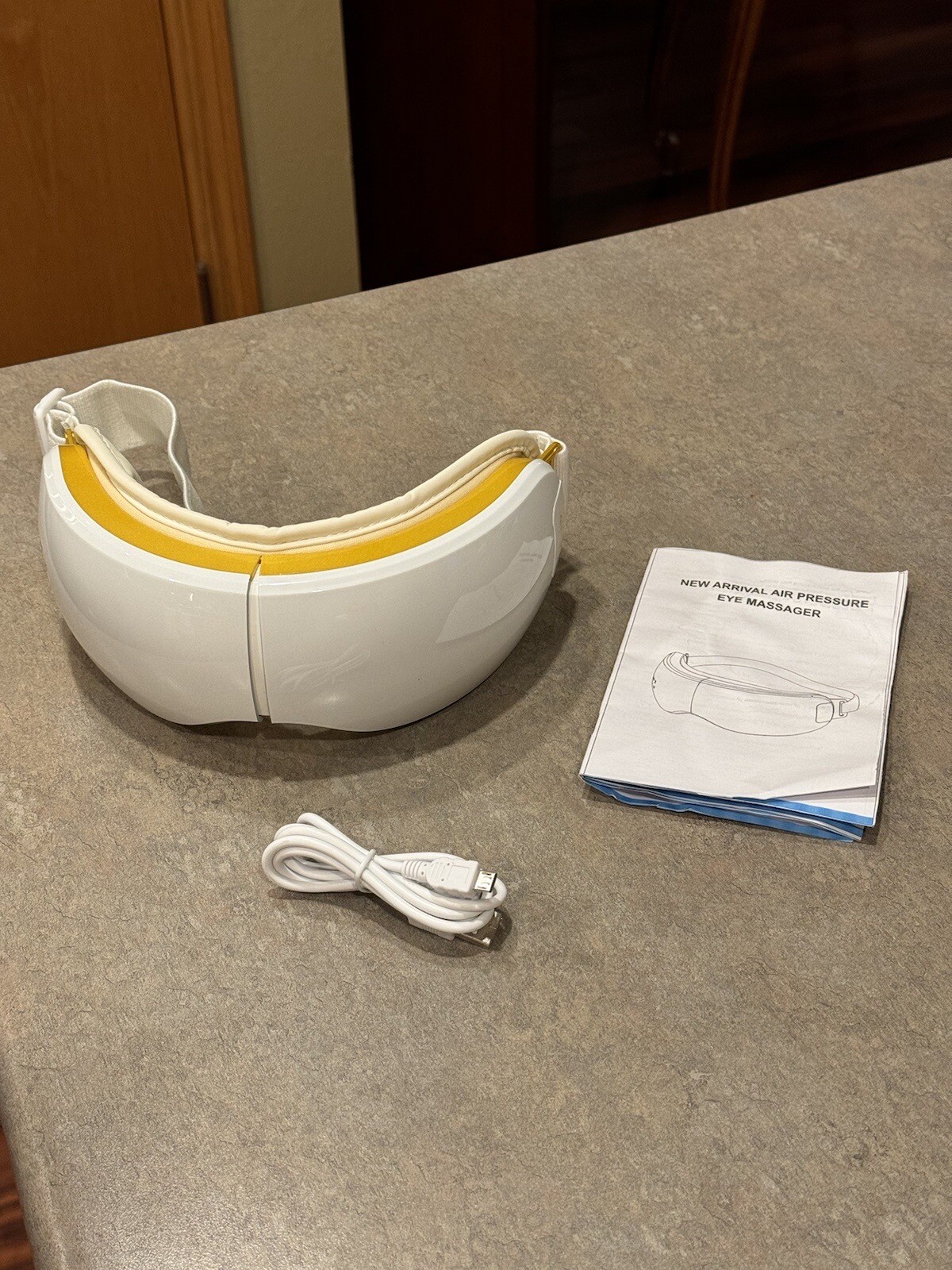 Eye/Face Massager With Heat – Built-in Rechargeable Battery