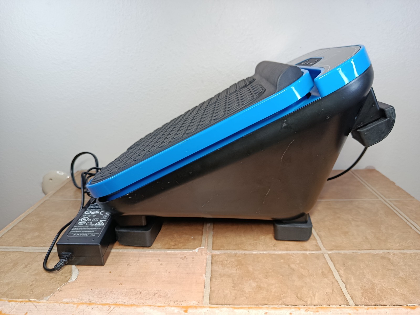 LifePro VibraCare (LP-VBRCAR-BLU) Electric Foot & Leg Massager
