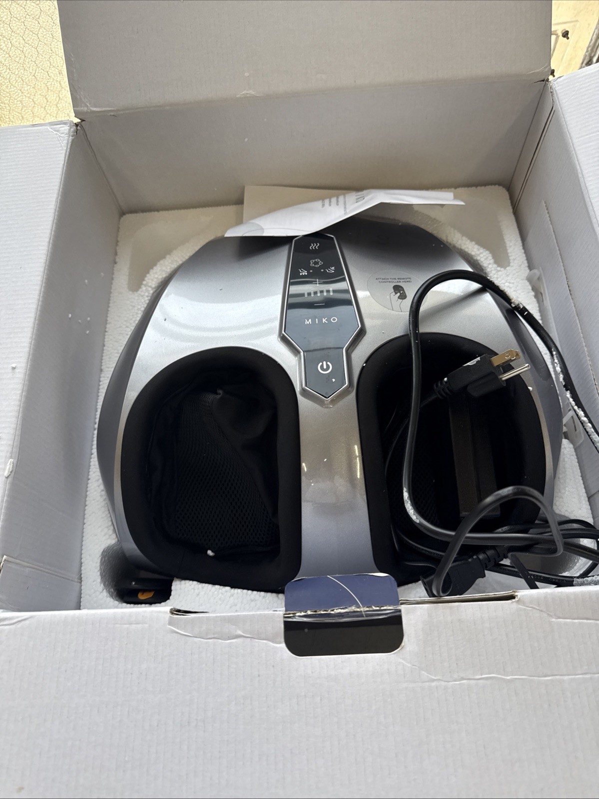 MIKO Y11 Foot Massager Shiatsu Heat Compression Black w/ Charger Good