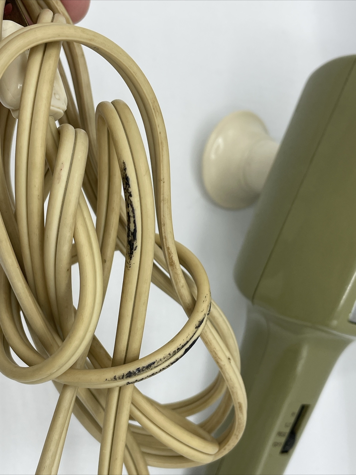 GE Heat Massager B1MR-2 Avocado Green 2 Speed Only 1 Attachment Tested Works