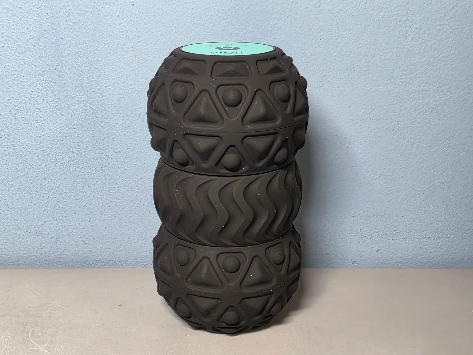 Vibit Portable Vibrating Massage Roller in Black New in an Open Box