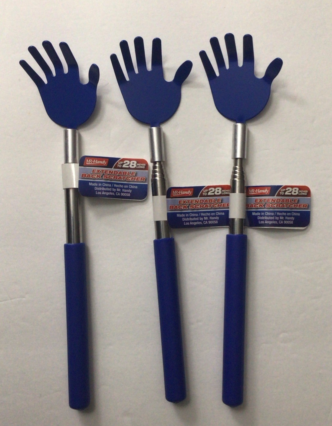 3 PIECE MR.HANDY EXTENDABLE METAL BACK SCRATCHER UP TO 28” LONG, PLASTIC HANDLE