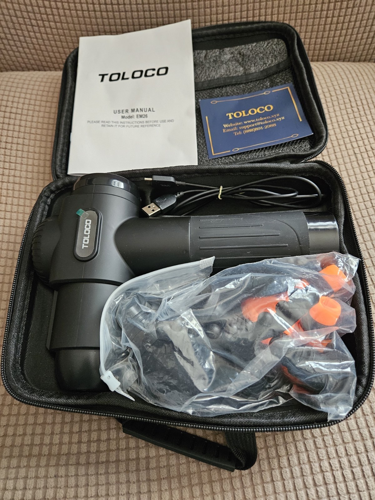 Toloco EM26 BK Handheld Massage Gun Manual 10 Massage Heads USB Cable Case 20W