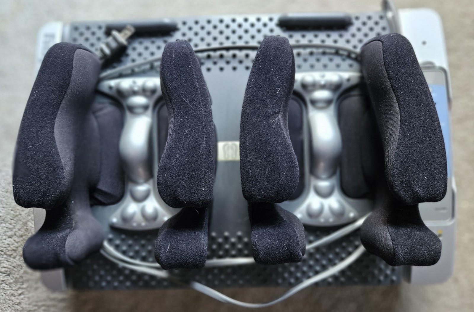 IJoy Foot Soother Elite Massager with wireless remote control Working massage