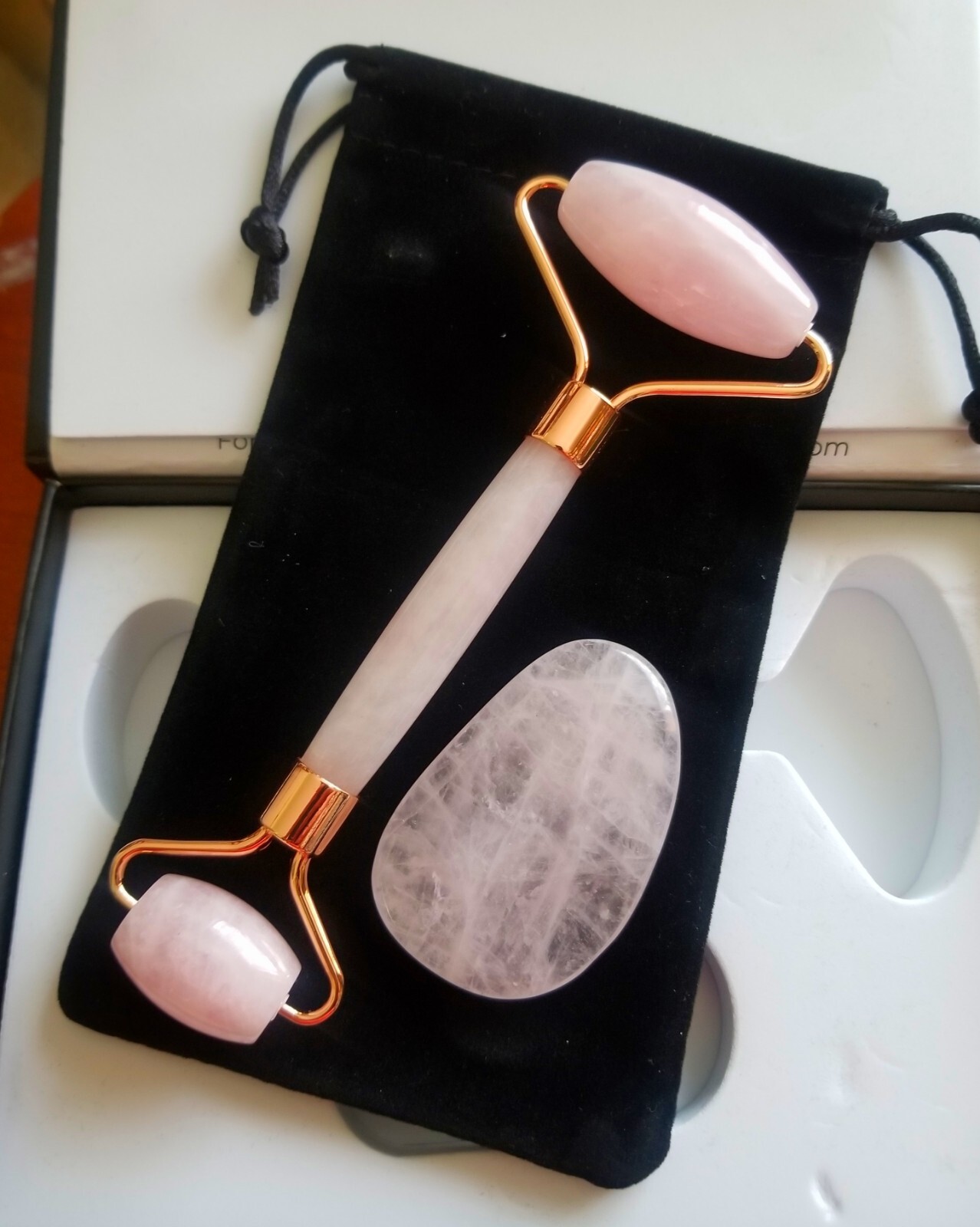 Rose Quartz Facial Massage Roller Tool & Gua Sha Boxed Set