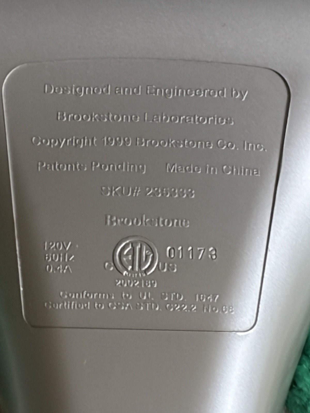 Brookstone 235333 Professional Handheld 15 Speed Thera Spa Adjustable Massager