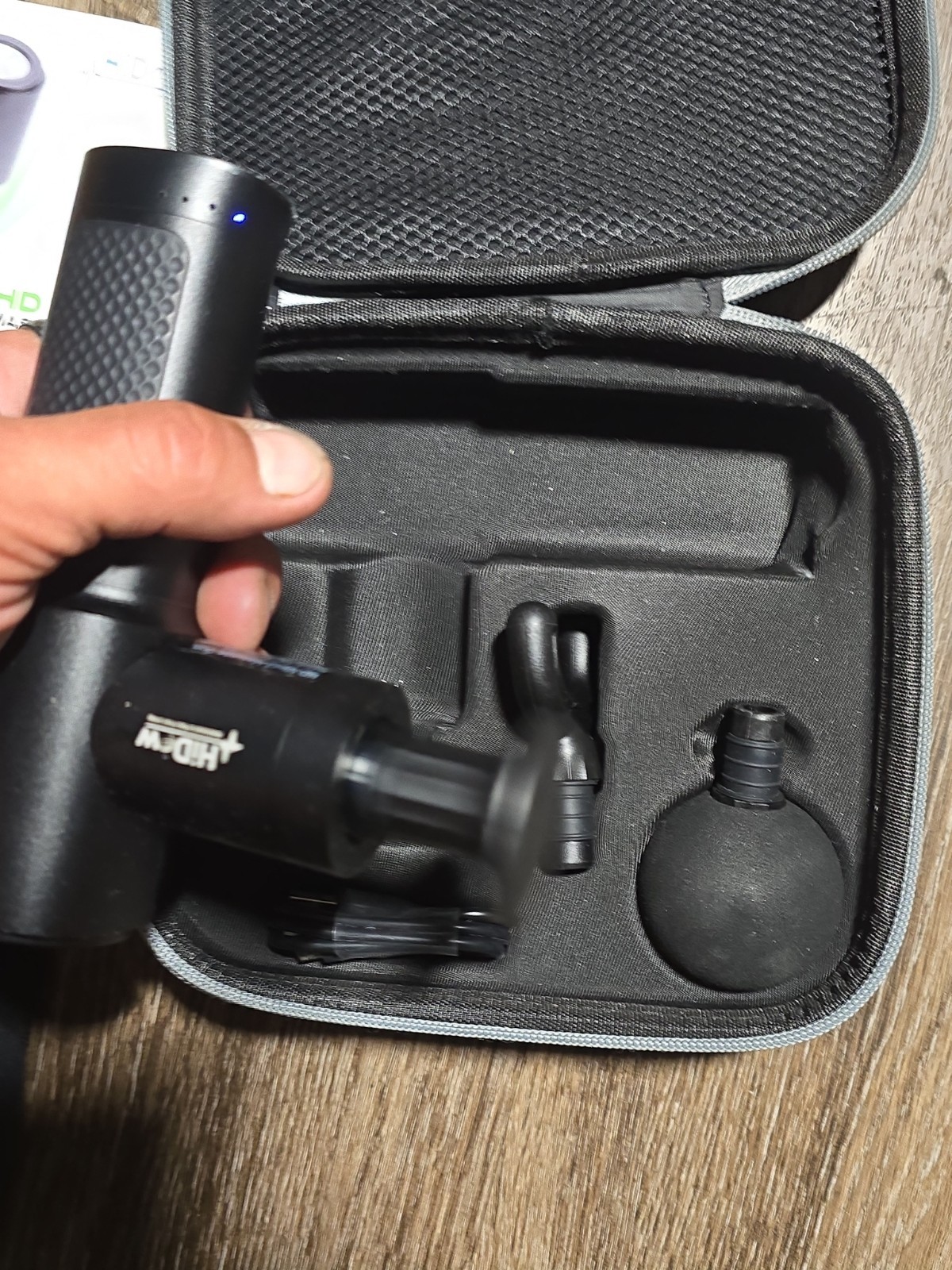 HIDew HD Mini2 Massage Gun Percussion Massager 4 Attachments Case Tested Working