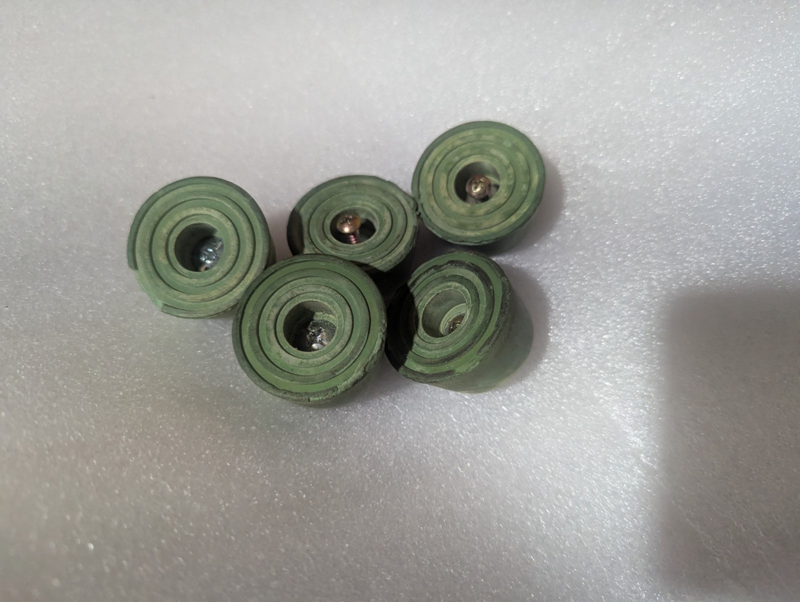 Body Care KS-500 Chi 5 Green Rubber Feet Replacement Part Set AS SHOWN +Screw