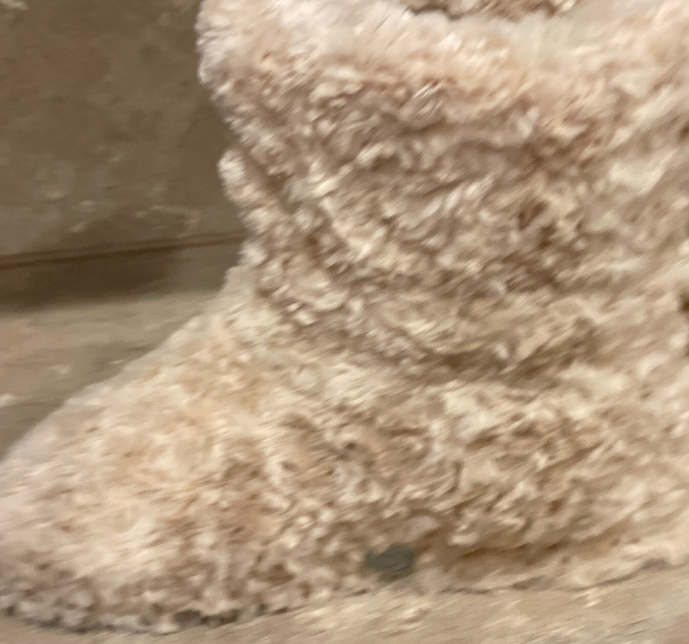 Womens Bootie Vibration Slippers Size Large Cream Work Great!