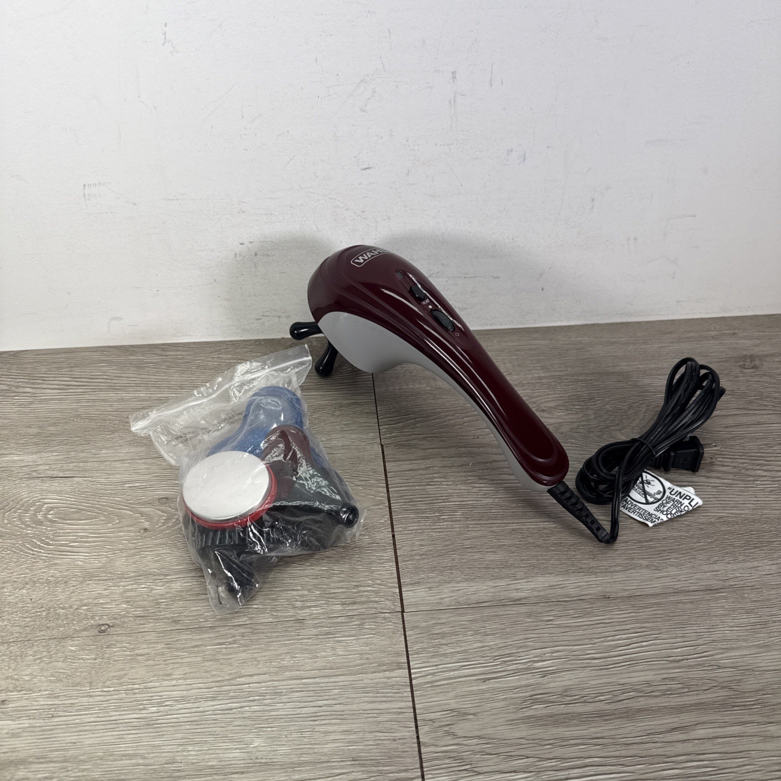 Wahl Massager Full Body Deep Tissue Percussion Therapeutic Hot Cold Model 4295A
