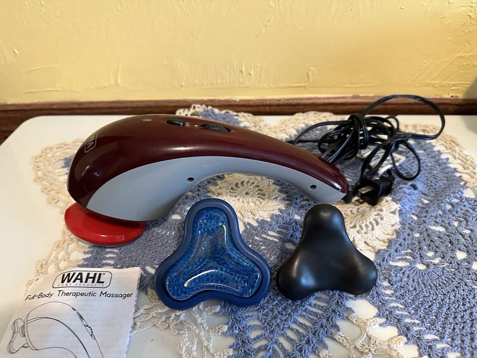 Wahl Heat Therapy Therapeutic Massager Deluxe with 3 Attachments Model #4295