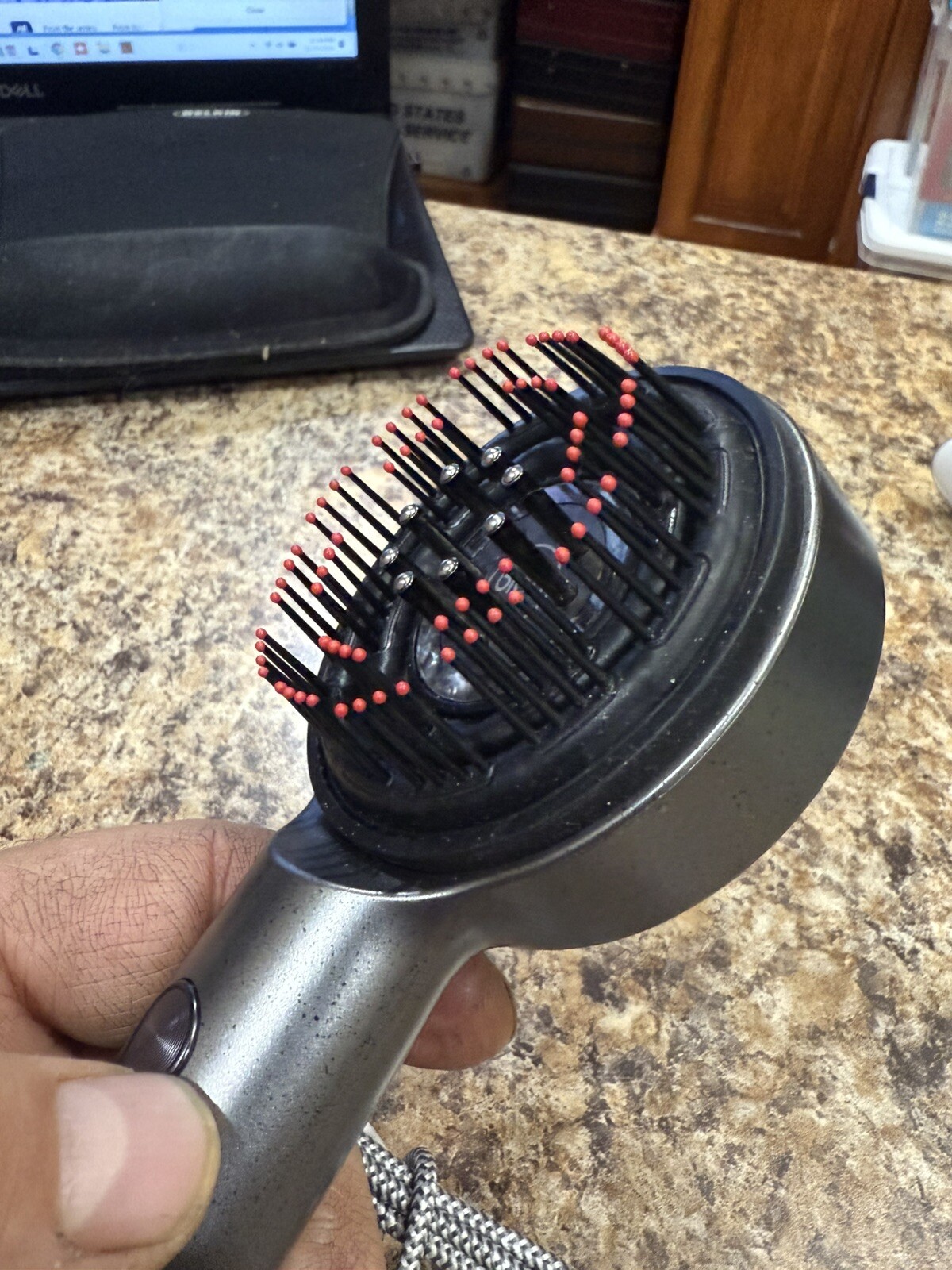 Breo Scalp 3 Trilogy Massager Brush with Heat Mint Condition No Box