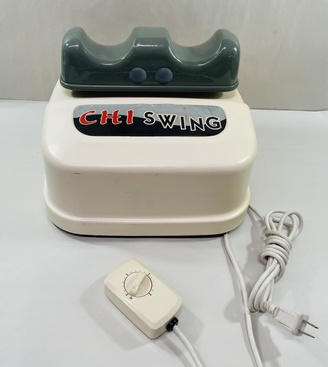 #USJ-202 Chi Swing Deluxe Model Exerciser Machine Massager with Remote Tested