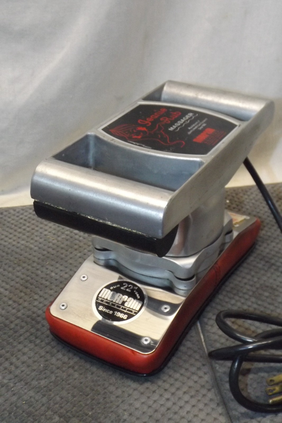 MORFAM JEANIE RUB PROFESSIONAL FULL BODY MASSAGER M69-315A**SEE DESCRIP & PICS