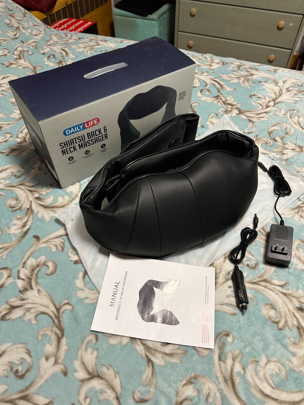 DAILY LIFE SHIATSU BACK & NECK MASSAGER WITH HEAT / DEEP KNEADING / ZC-3002