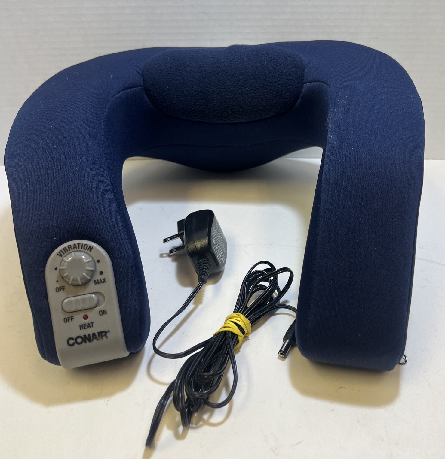 CONAIR HEAT AND VIBRATION NECK MASSAGER MODEL # NM8XF & POWER ADAPTER
