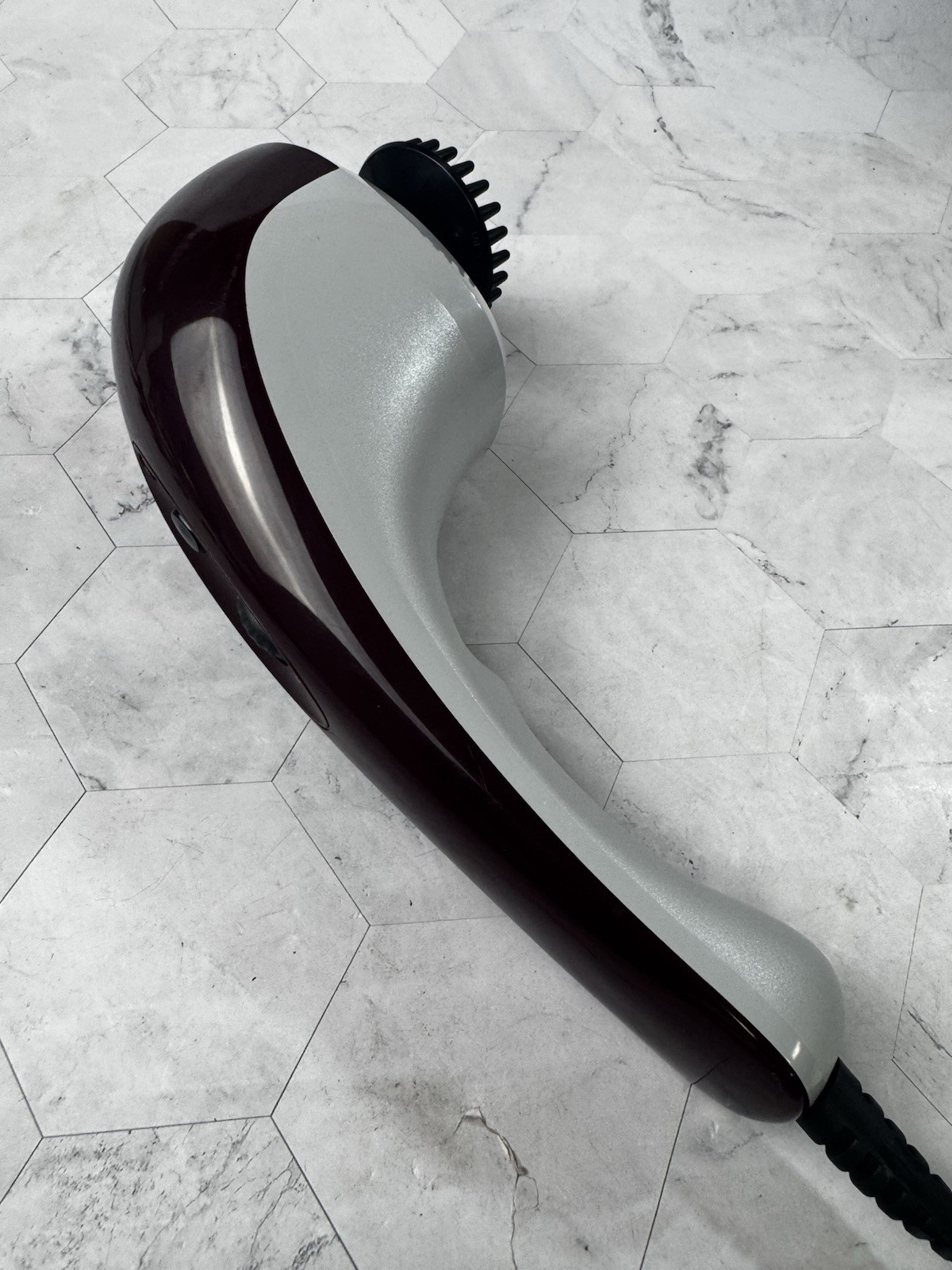 Wahl Hot /Cold Therapy Handheld Massager Full Body Massager w/ One Attachment
