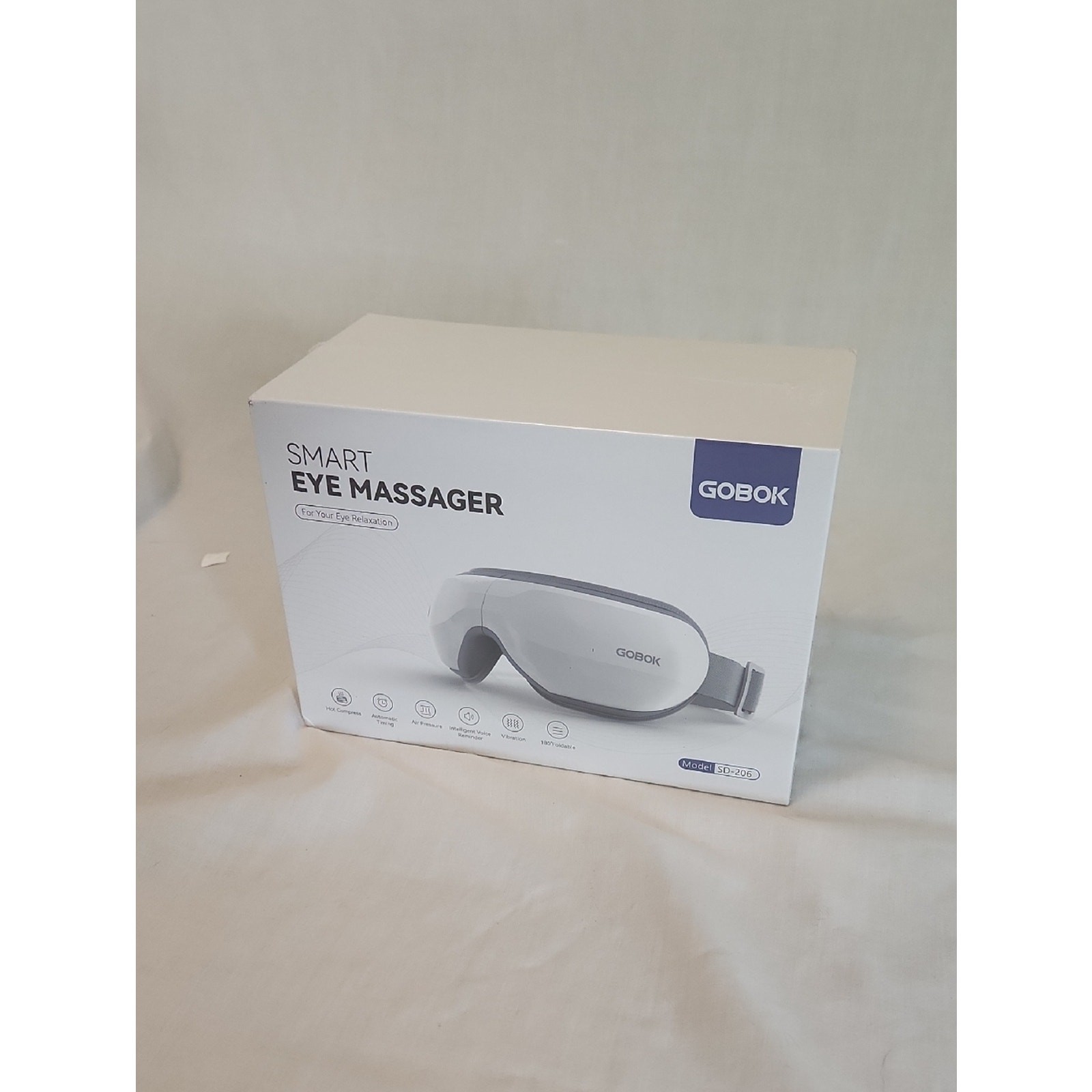 GOBOK Smart Eye Massager in White and Gray