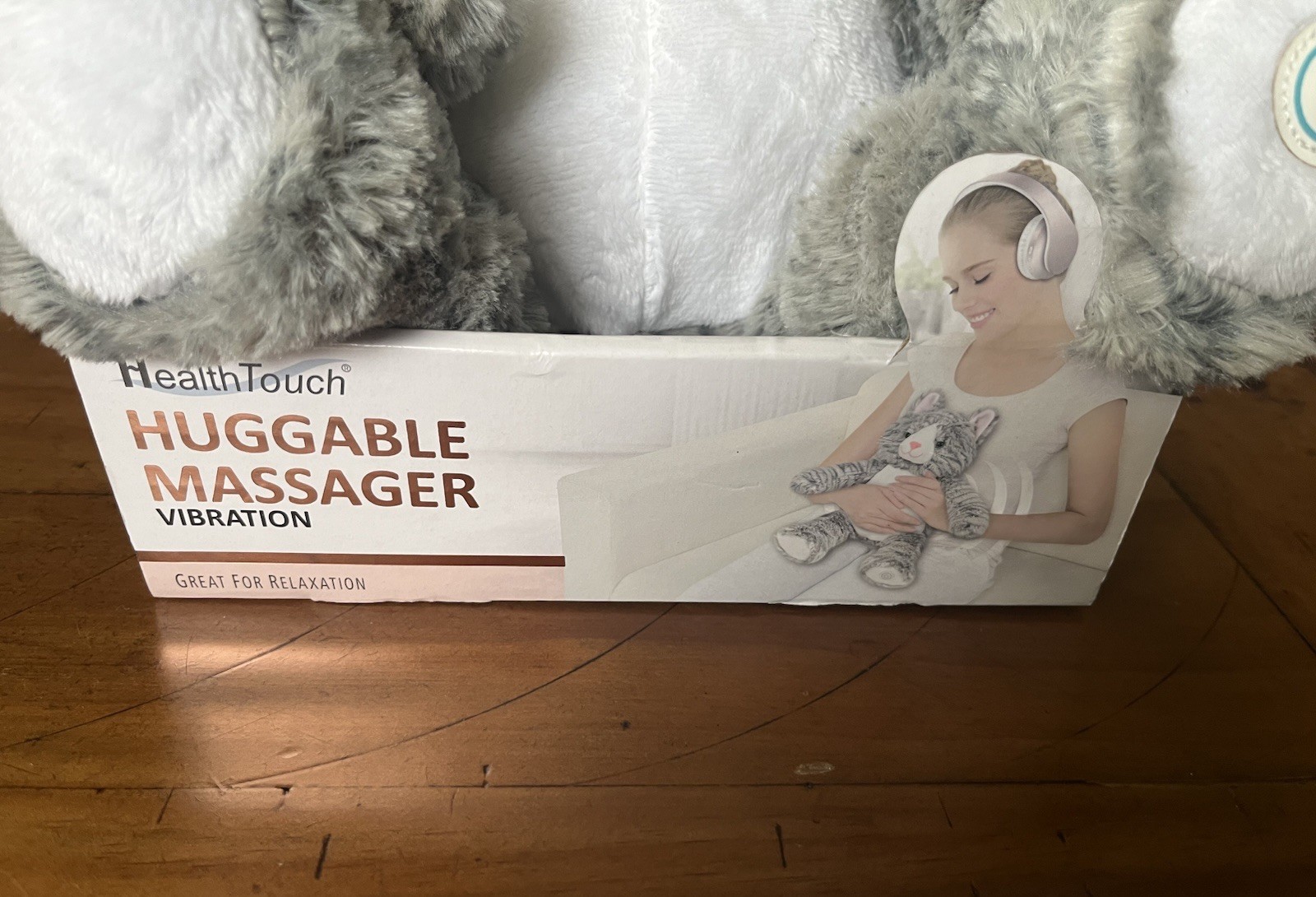 New Health Touch Huggable Massager Vibration Gray Cat Battery Powered Relaxing