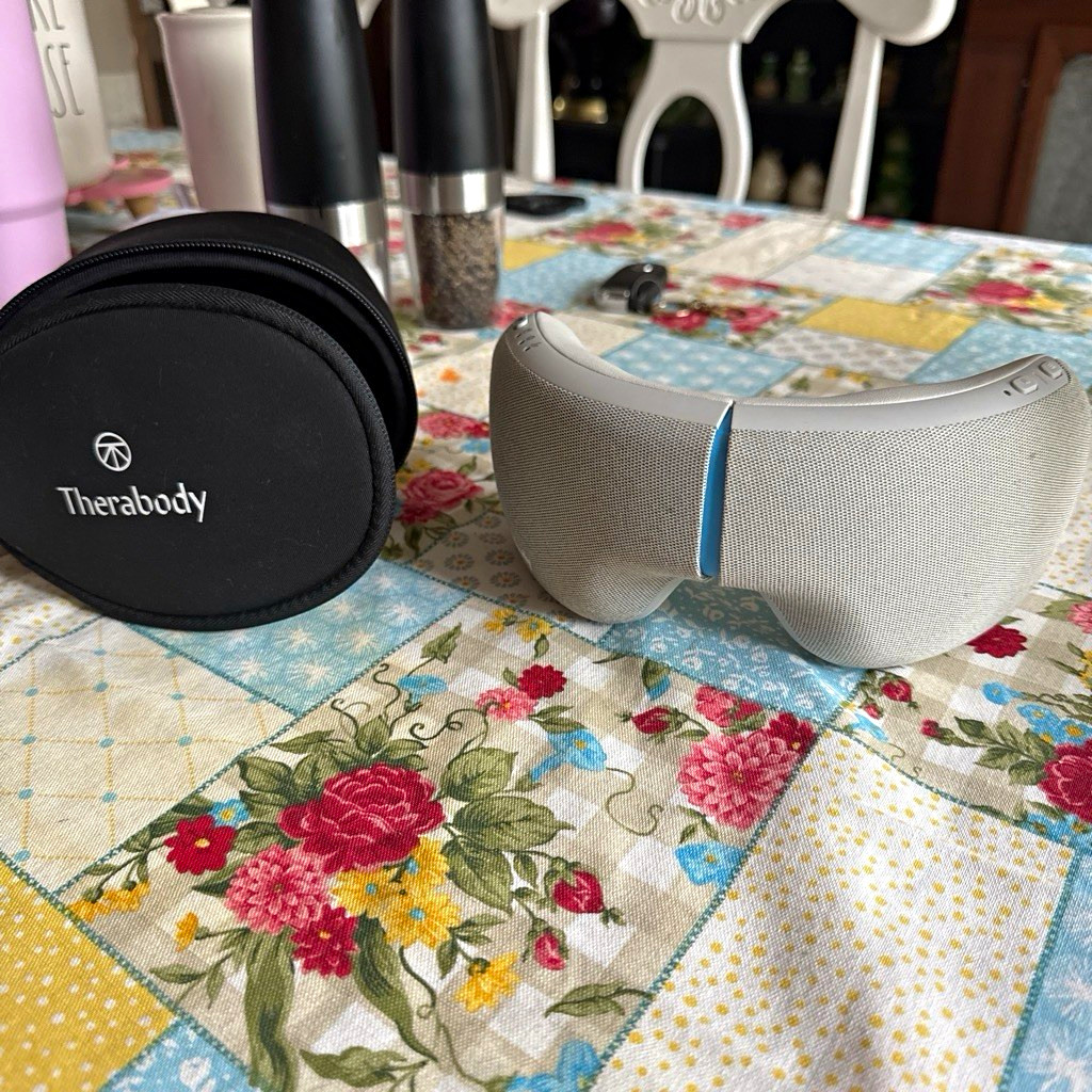 Therabody SmartGoggles Eye Massager Heated/Vibrating Gray w/ Case