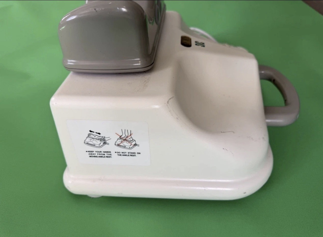 Sun Ancon SM-330 Massager The Chi Machine Therapeutic Swing Aerobic Exerciser