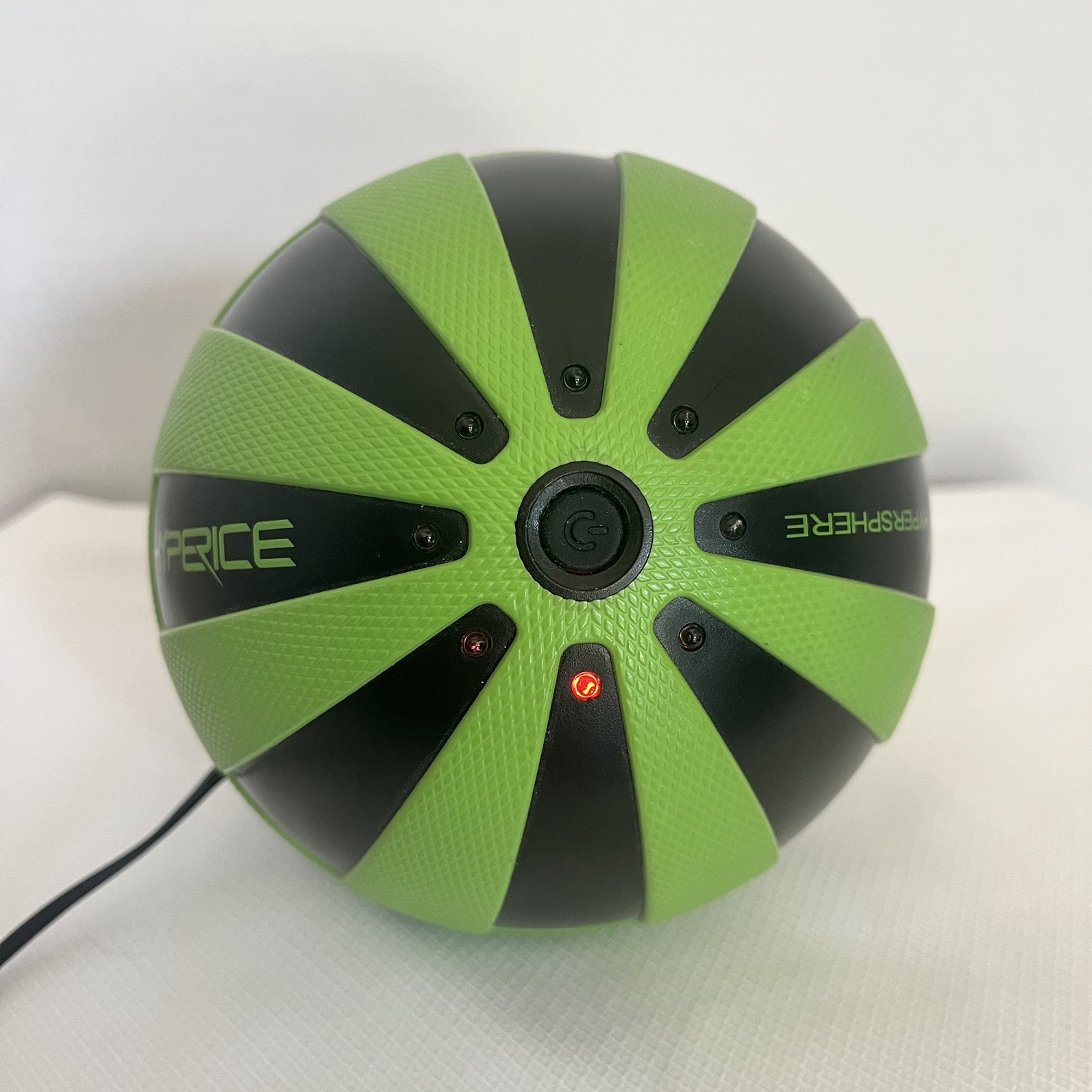 Hyperice Rechargeable Vibrating Massage Ball 3 settings- RARE SIZE! 5” – WORKS!