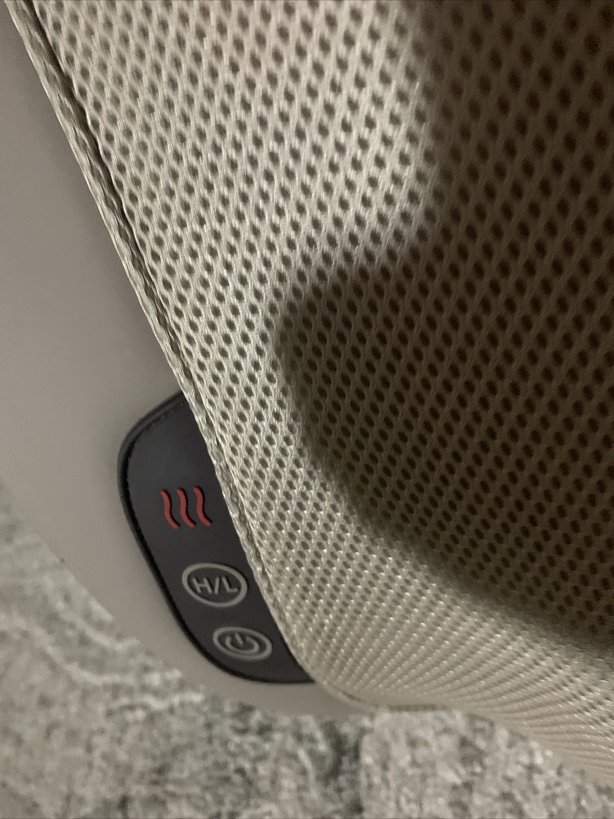 Homedics shiatsu pro back massager with heat. original owner —- pick up only