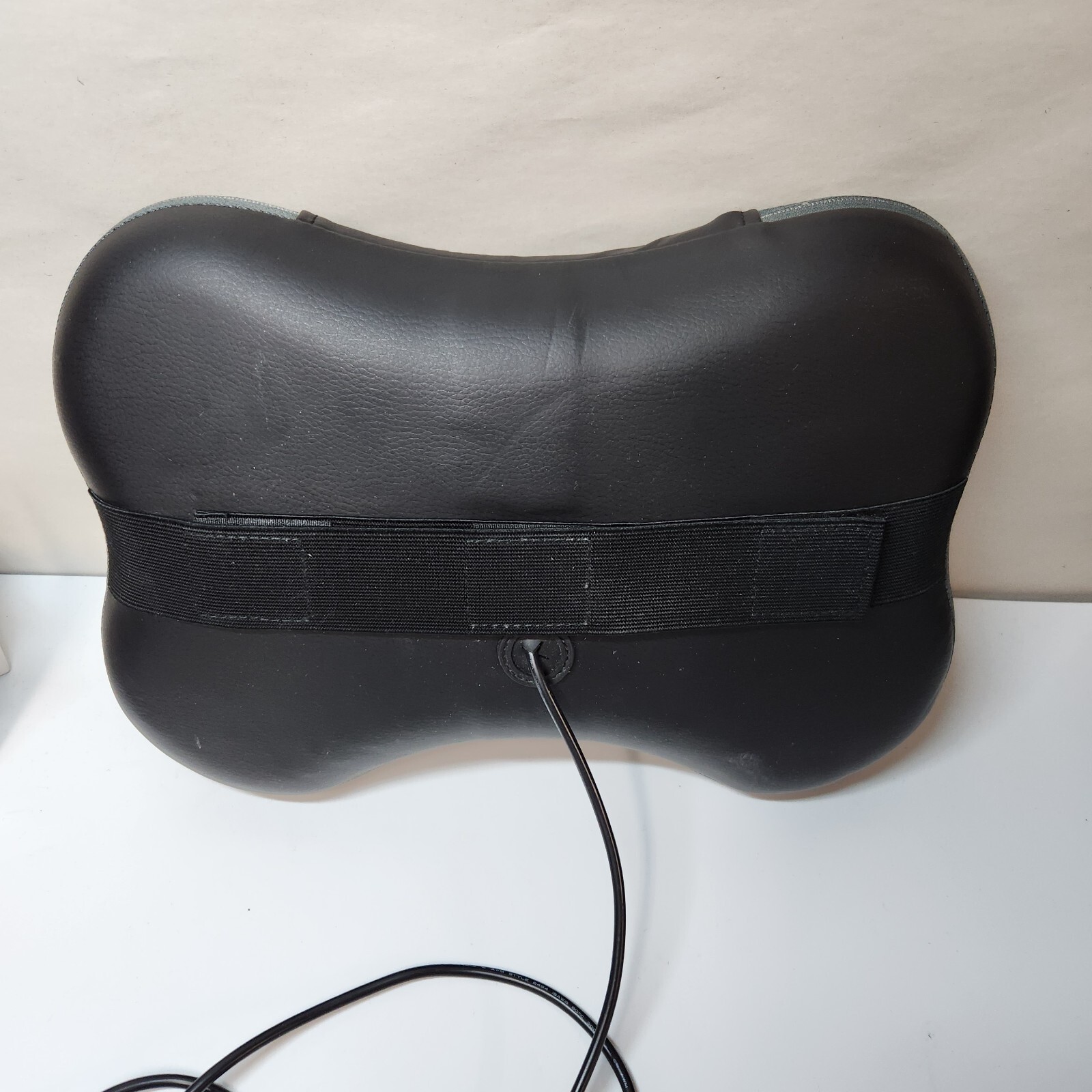 Zyllion Heated Shiatsu Back or leg Massager Pillow With Power Adapter