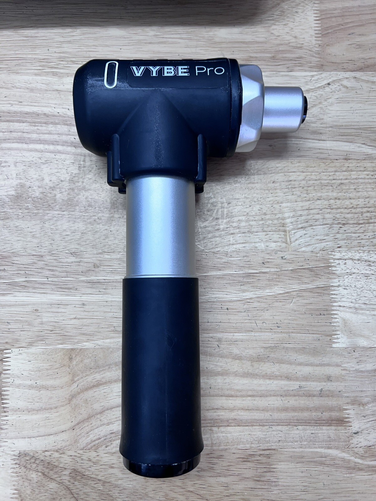 VYBE Pro Muscle Percussion Massage Gun for Athletes 9 Speeds Working READ