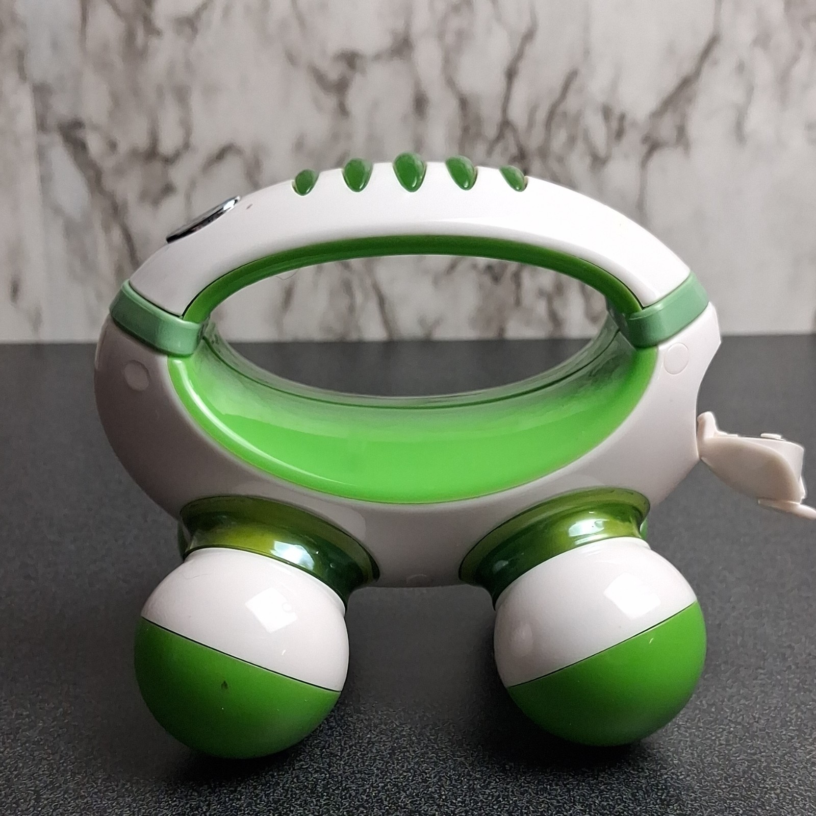 HoMedics Thera-P Handheld Relaxing Personal Mini Massager – Random color – USED!