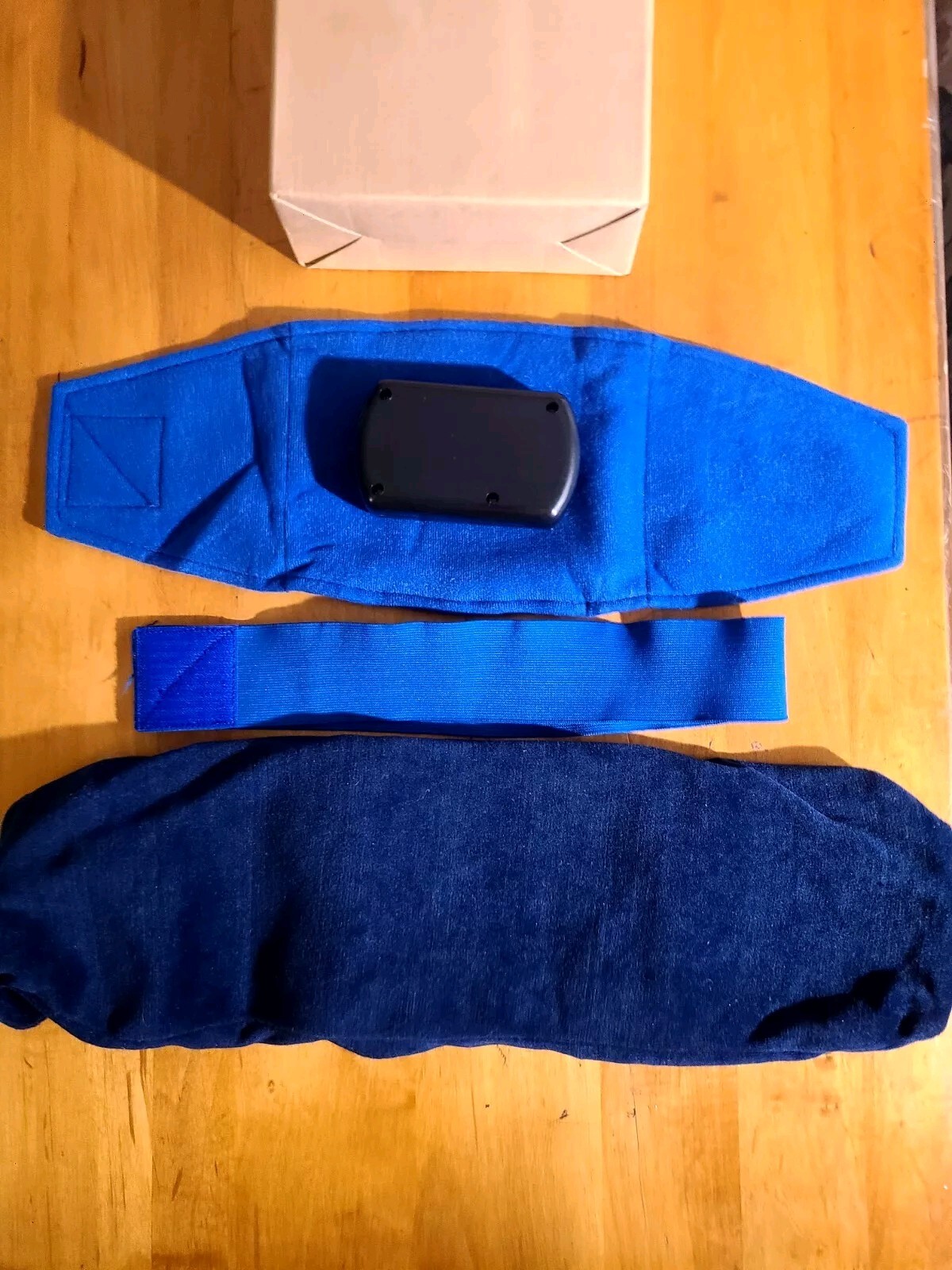 Avon Wellness Portable Inflatable Leg Massager Set, Battery Operated, New/Open