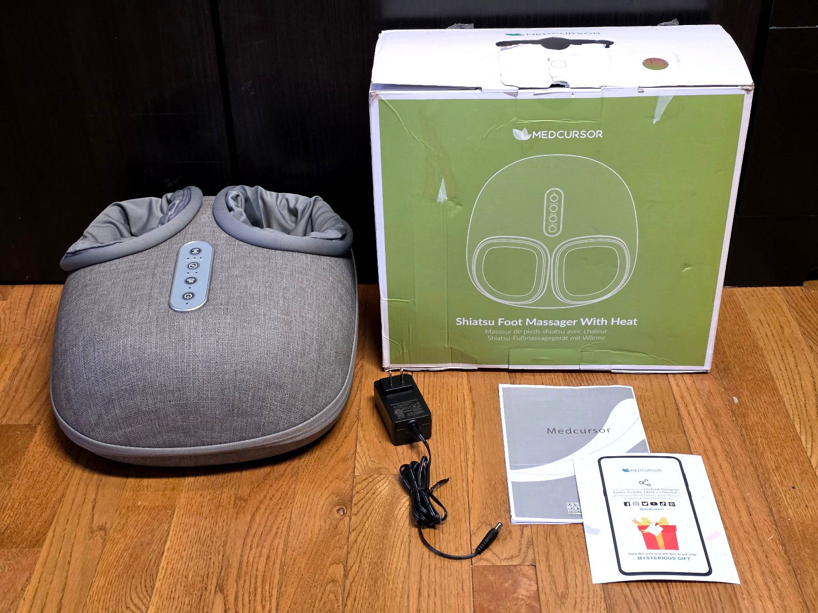 MedCursor Shiatsu Foot Massager with Heat Deep Kneading Massager MDFM400