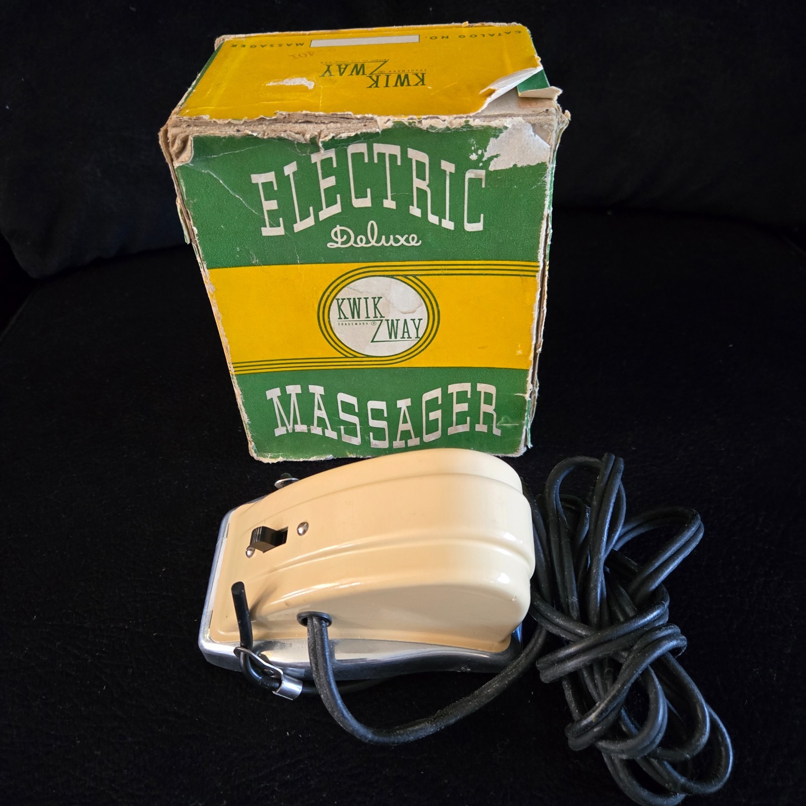 Vintage Mid-20th Century Kwik Way Deluxe Electric Massager Model 8-401