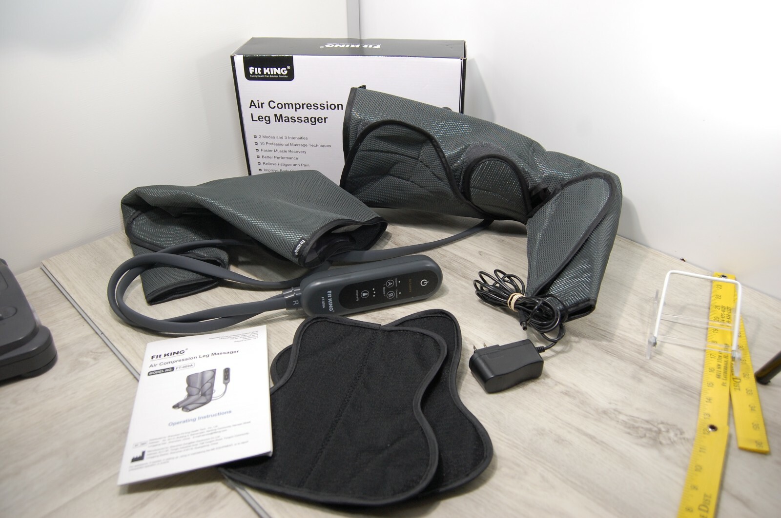 Fit King Air Compression Leg Massager Model FT-009A Pre-Owned Complete in Box