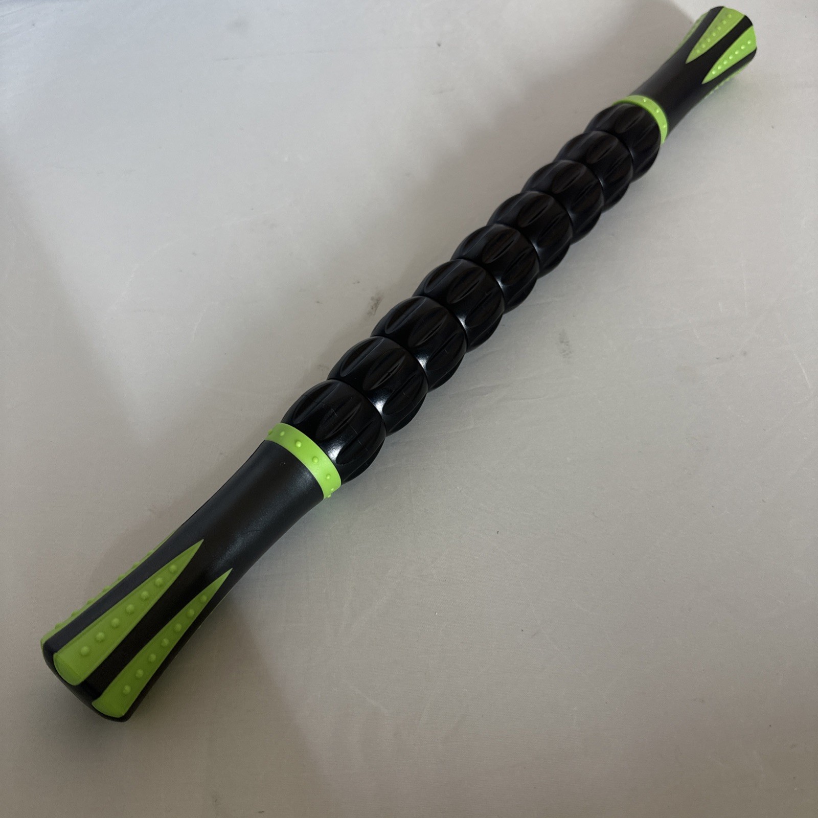 Muscle Roller Eastony IDSON 17.5” Massage Roller Stick for Athletes Runners