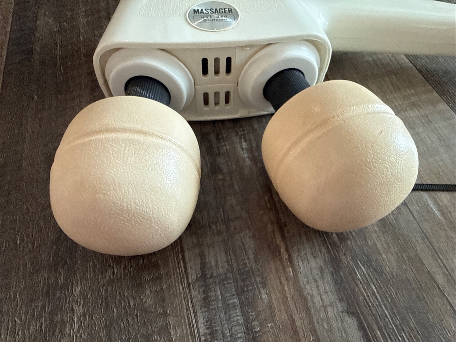 Hitachi HVT-350R Massager Dual Twin Heads Electric 2 Speed Vintage – Works Great