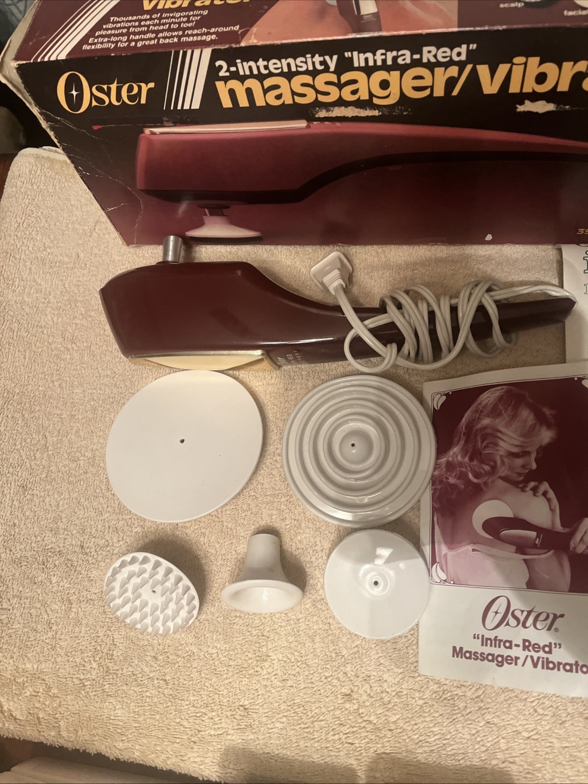 Oster 396-07 Infra Red Handheld Massager Vibrator 5 Heads Tested W/Box