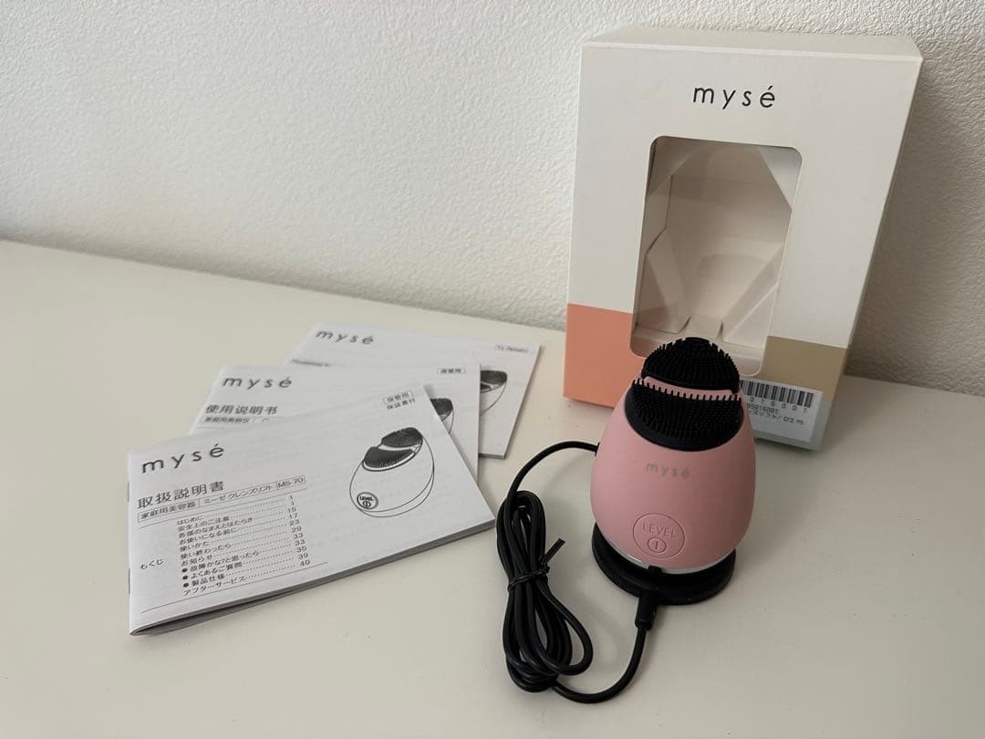 YA-MAN Mysé Cleanse Lift Facial Device Pink Skin Care Home Use
