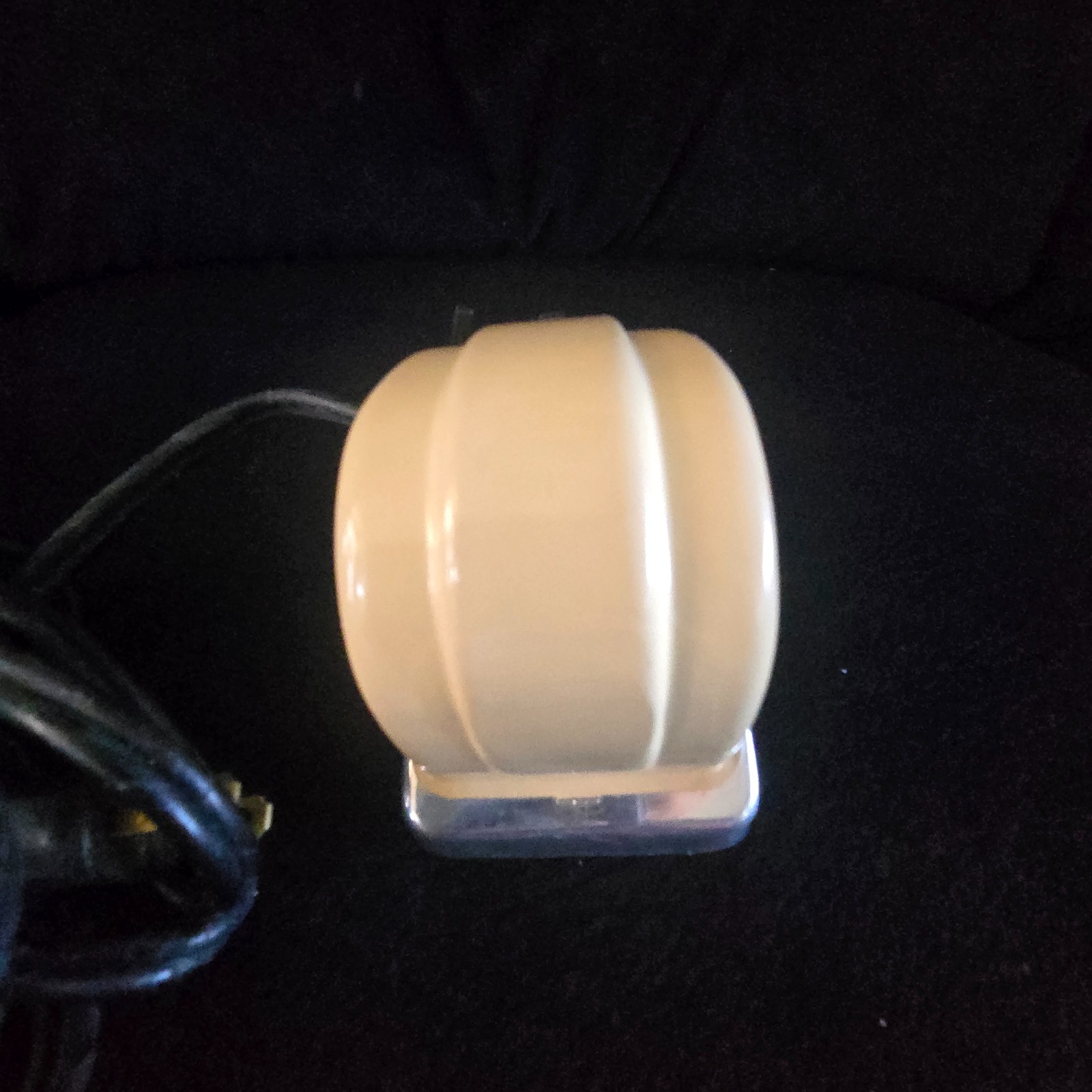 Vintage Mid-20th Century Kwik Way Deluxe Electric Massager Model 8-401