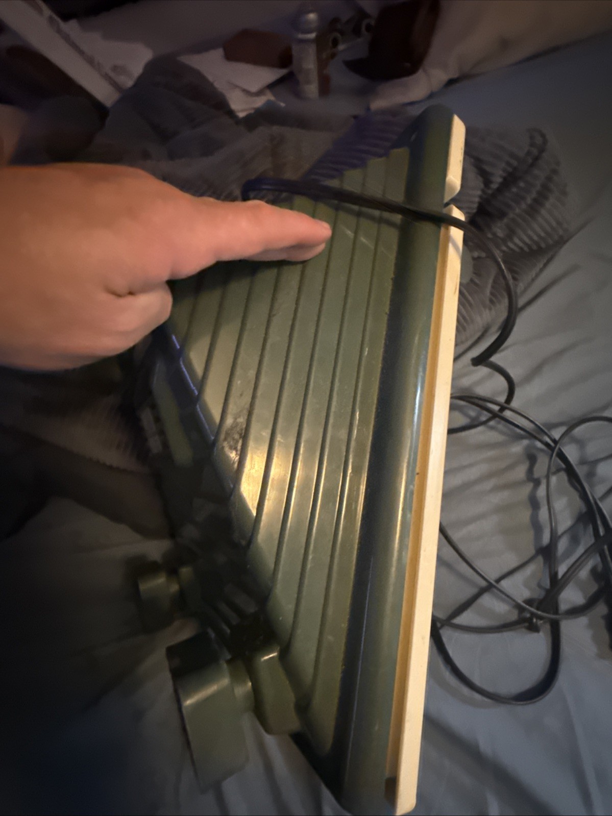Medi Rub 2000 Plus Vibrating Foot Massager Model MR-3F Machine