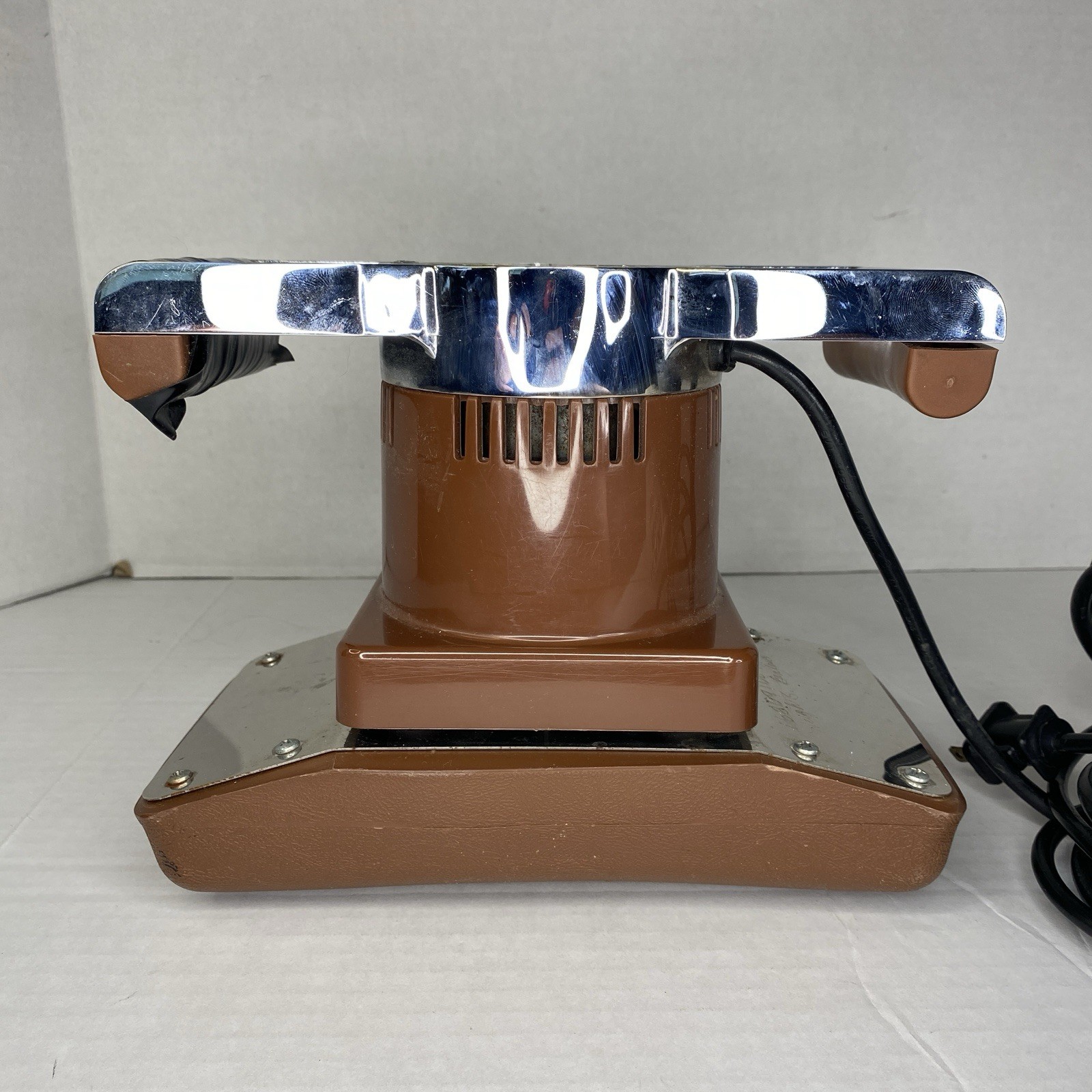 Vintage Maxi Rub Personal Body Massage Unit with Box And Manual MR2
