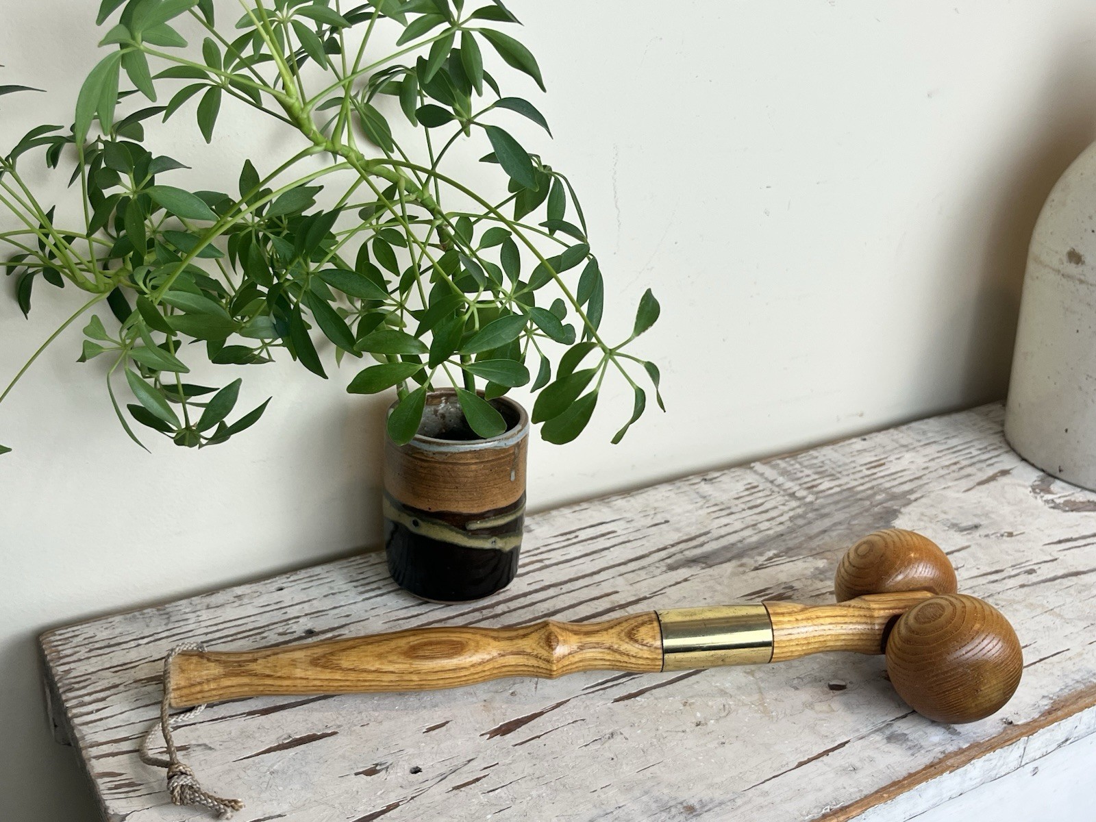 Vintage Wooden Oak Back Massager Roller Rolling Balls W/Handle Brass Accent 15”