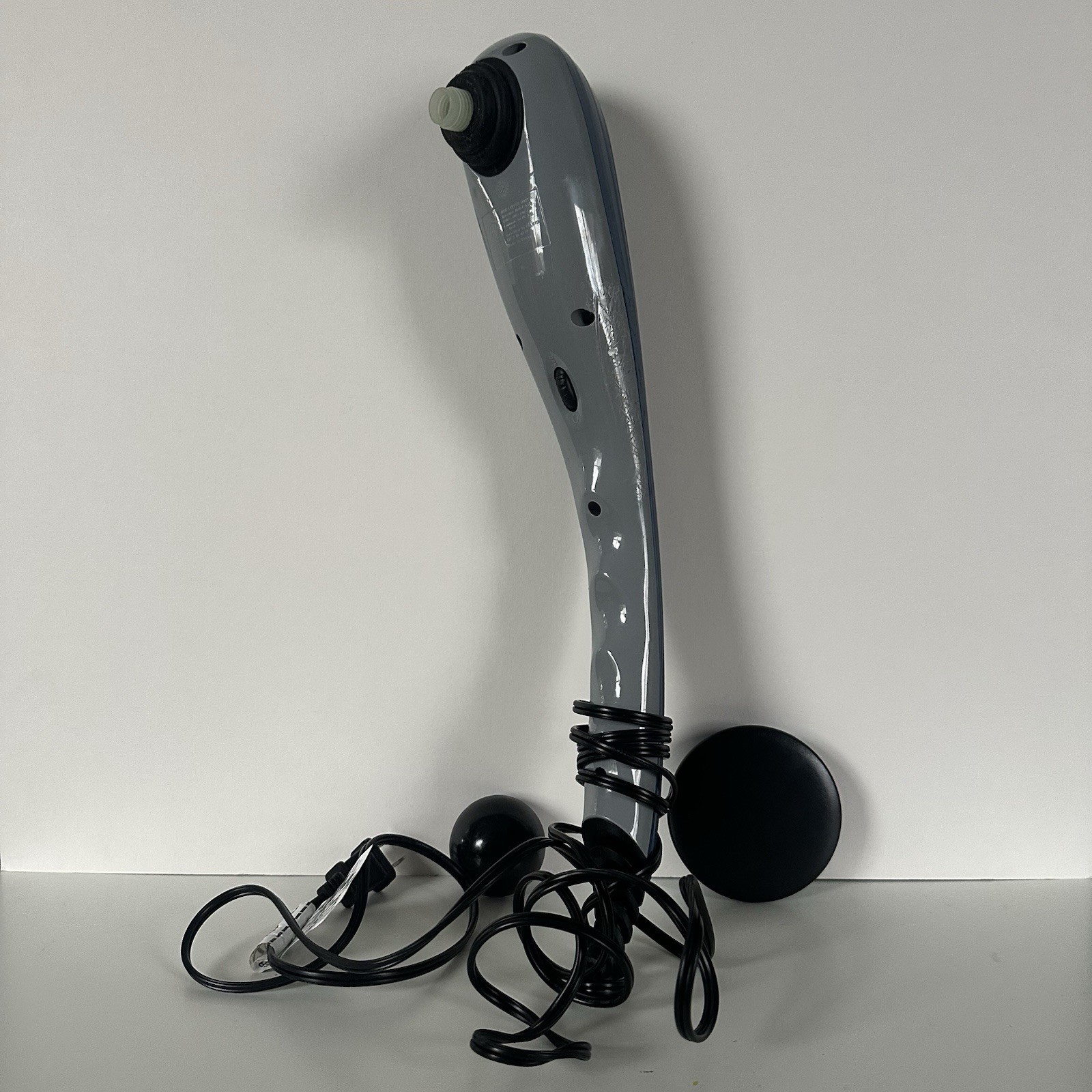 Wahl Handheld Corded Percussion Massager for Deep Tissue Therapy W 2 Attachments