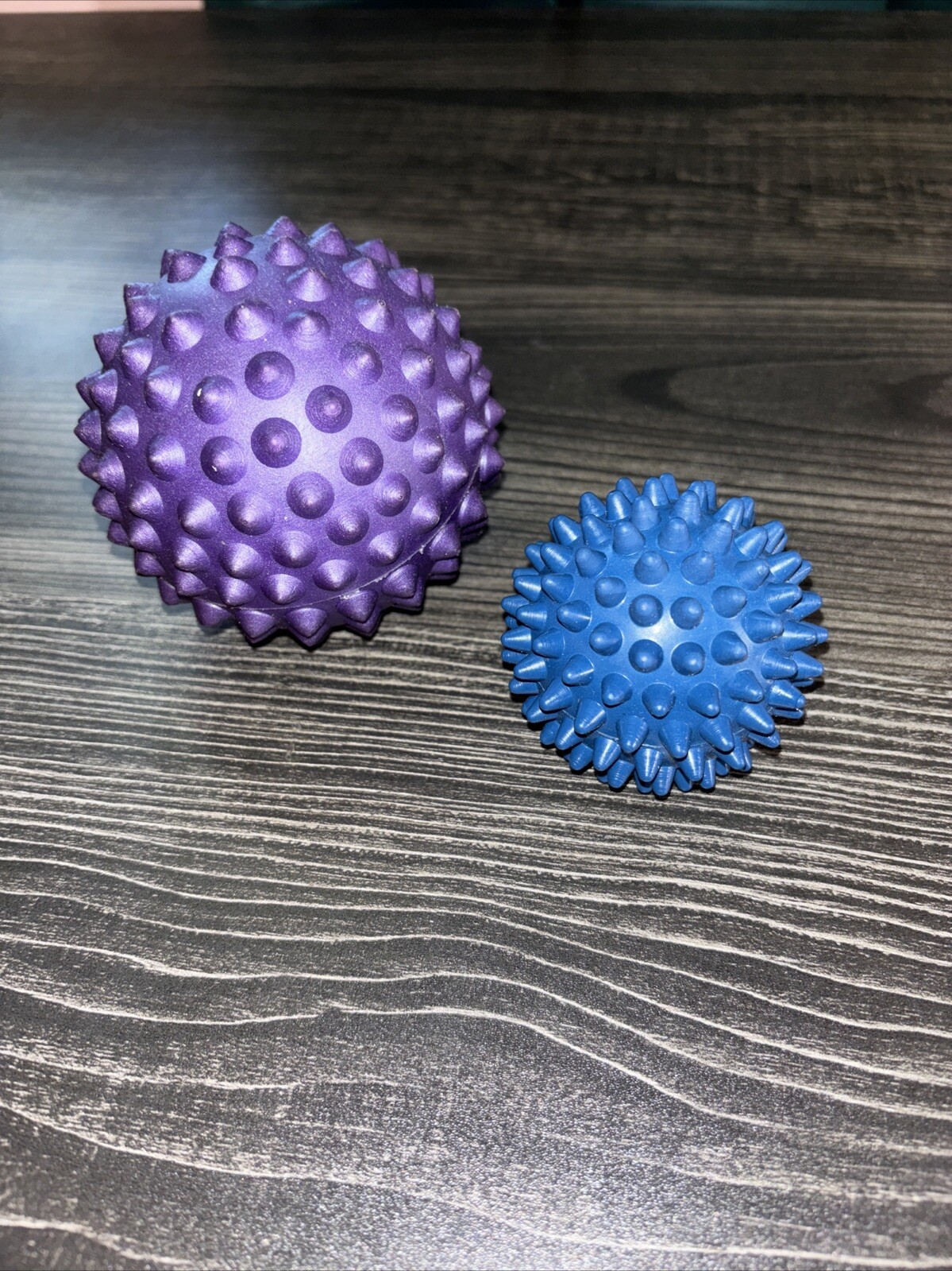 2 Piece Set Spiky Massage Roller Balls