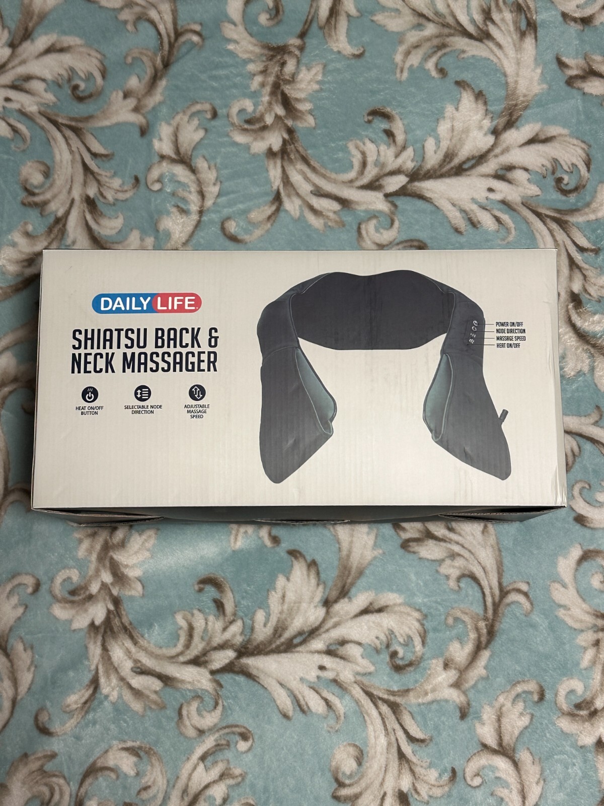 DAILY LIFE SHIATSU BACK & NECK MASSAGER WITH HEAT / DEEP KNEADING / ZC-3002