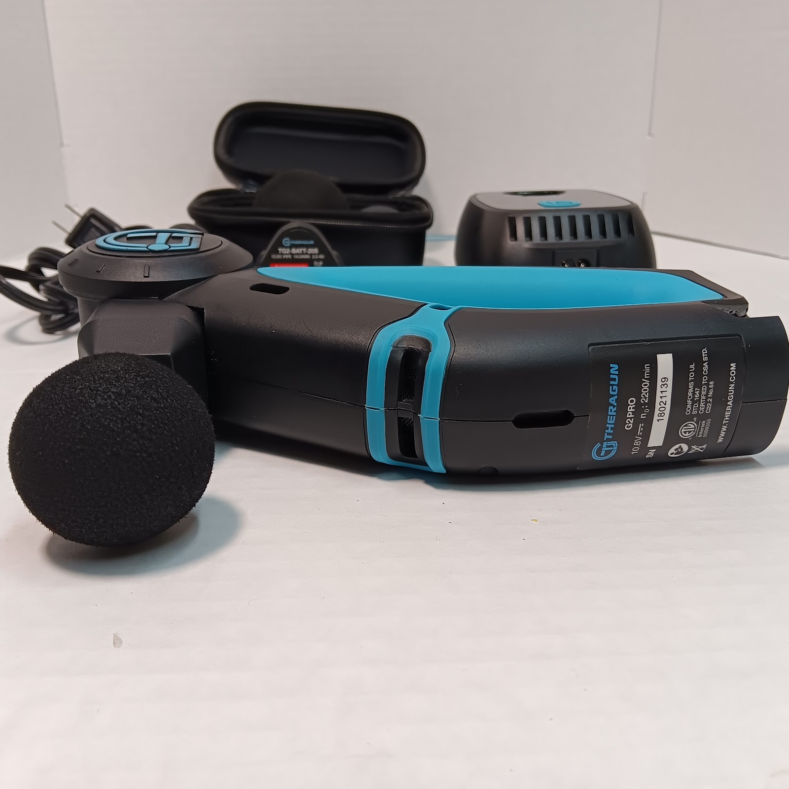 Theragun G2 Pro Massage Gun 1st Gen w/ 2 Batteries, Charger, Case & 3 Attachment