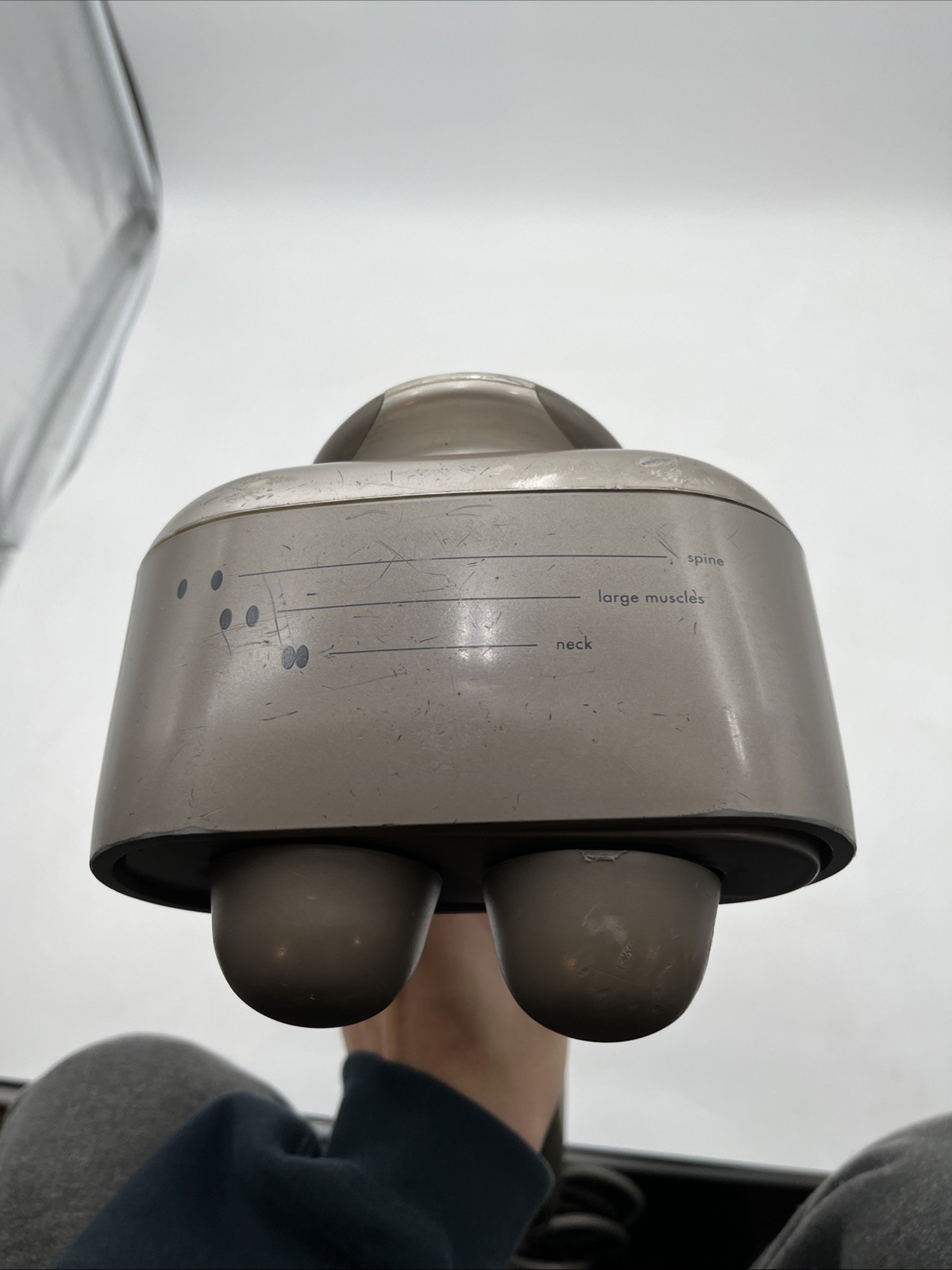 Brookstone Massager 15-Speed Vibrating Full Body Therapy Handheld Model 235333